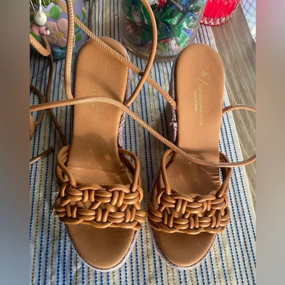 Anthropologie step out
